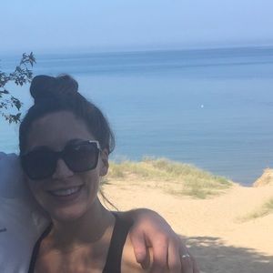 Meet your Posher, Sarah